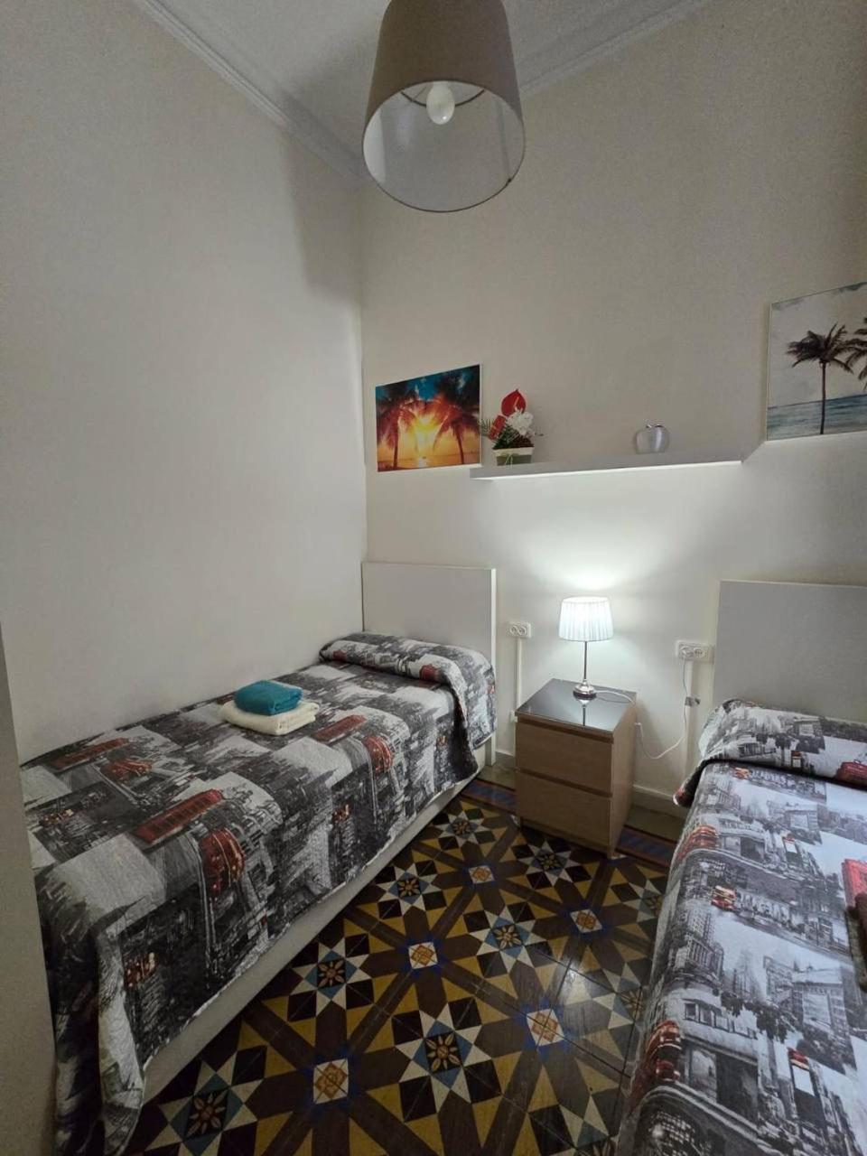 Rooms Rumila 巴塞罗那 外观 照片